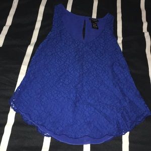 Aritzia Talula royal blue sleeveless lace blouse
